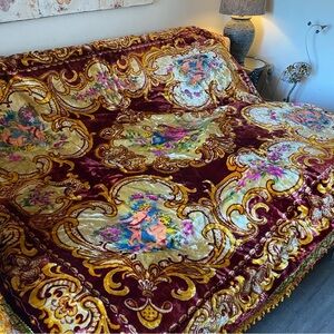 VINTAGE ITALIAN VELVET CHERUB KINGSIZE BEDSPREAD